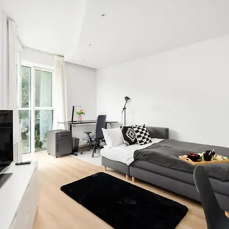 Cozy Black & White Studio In City Center With Free Garage Poznan By Noclegi Renters Exterior photo