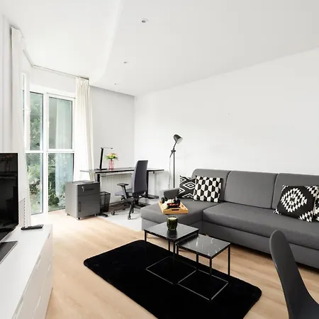 Cozy Black & White Studio In City Center With Free Garage Poznan By Noclegi Renters Exterior photo
