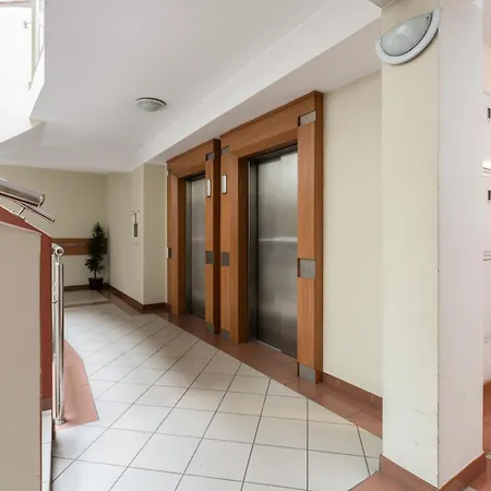 Cozy Black & White Studio In City Center With Free Garage Poznan By Noclegi Renters Exterior photo